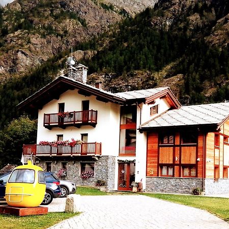 Fohre1748 Hotel Gressoney-La-Trinite Ngoại thất bức ảnh